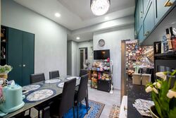 The Lakeshore (D22), Condominium #571712111